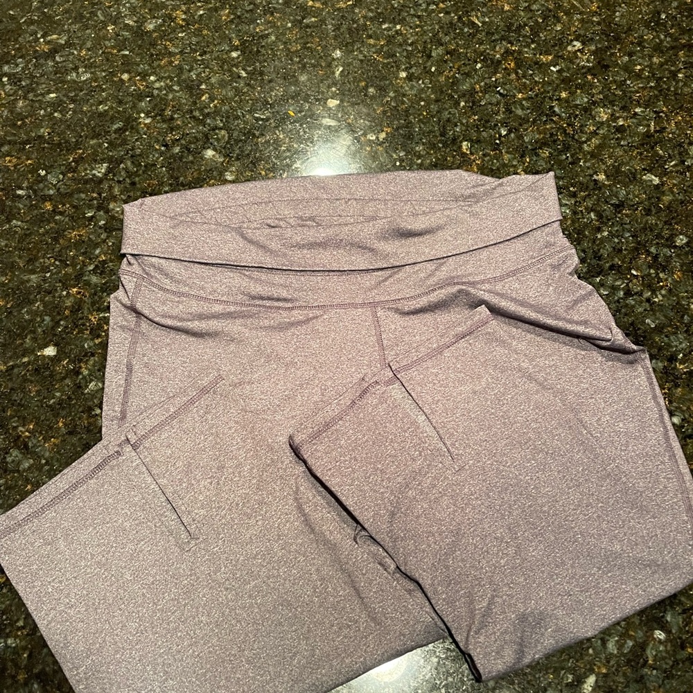 Old Navy Cropped Grey Yoga Pants Sz XXL - Picture 4 of 4